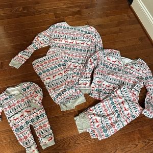 Matching Family Pajamas Sets Christmas PJ's w/ Christmas Tree, Reindeer Printed